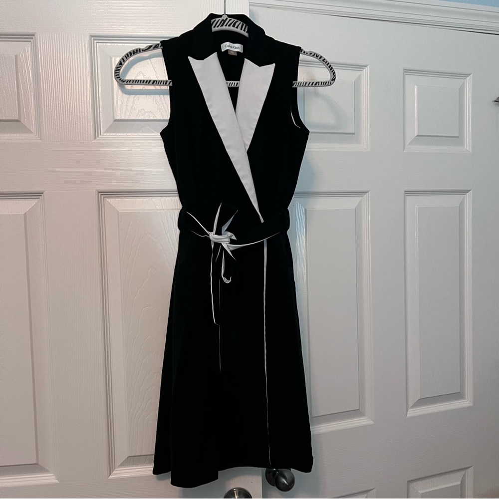 Calvin Klein Black and White Dress Size 2 Petite